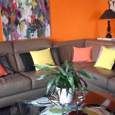 Проживание в семье Location 2 Personnes Chez Angela *